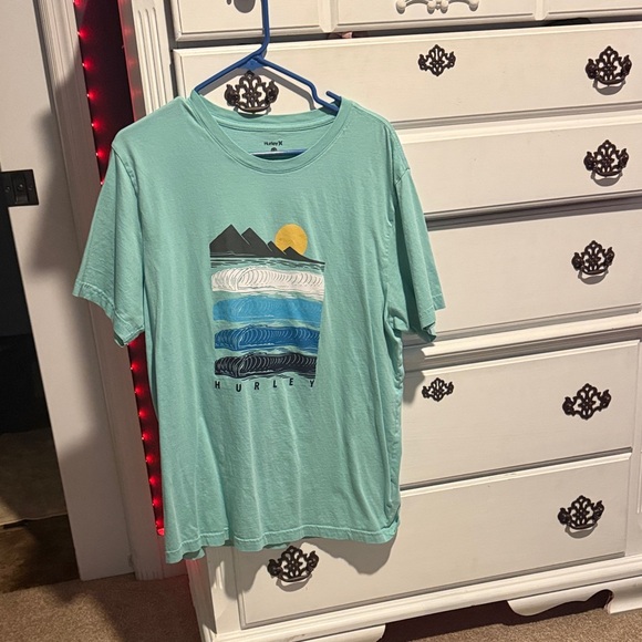 Hurley Other - Hurley Men's Seafoam Graphic Tee